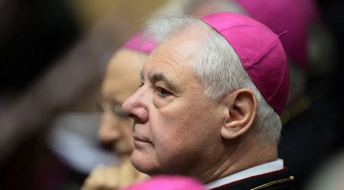 Sinodo: Müller > la censura.