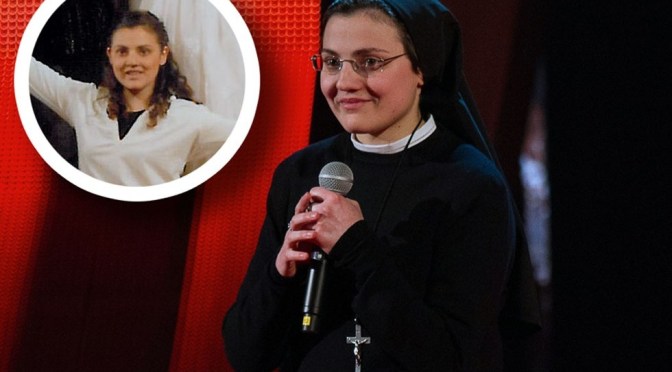 Sister Cristina fra testo e contesto.